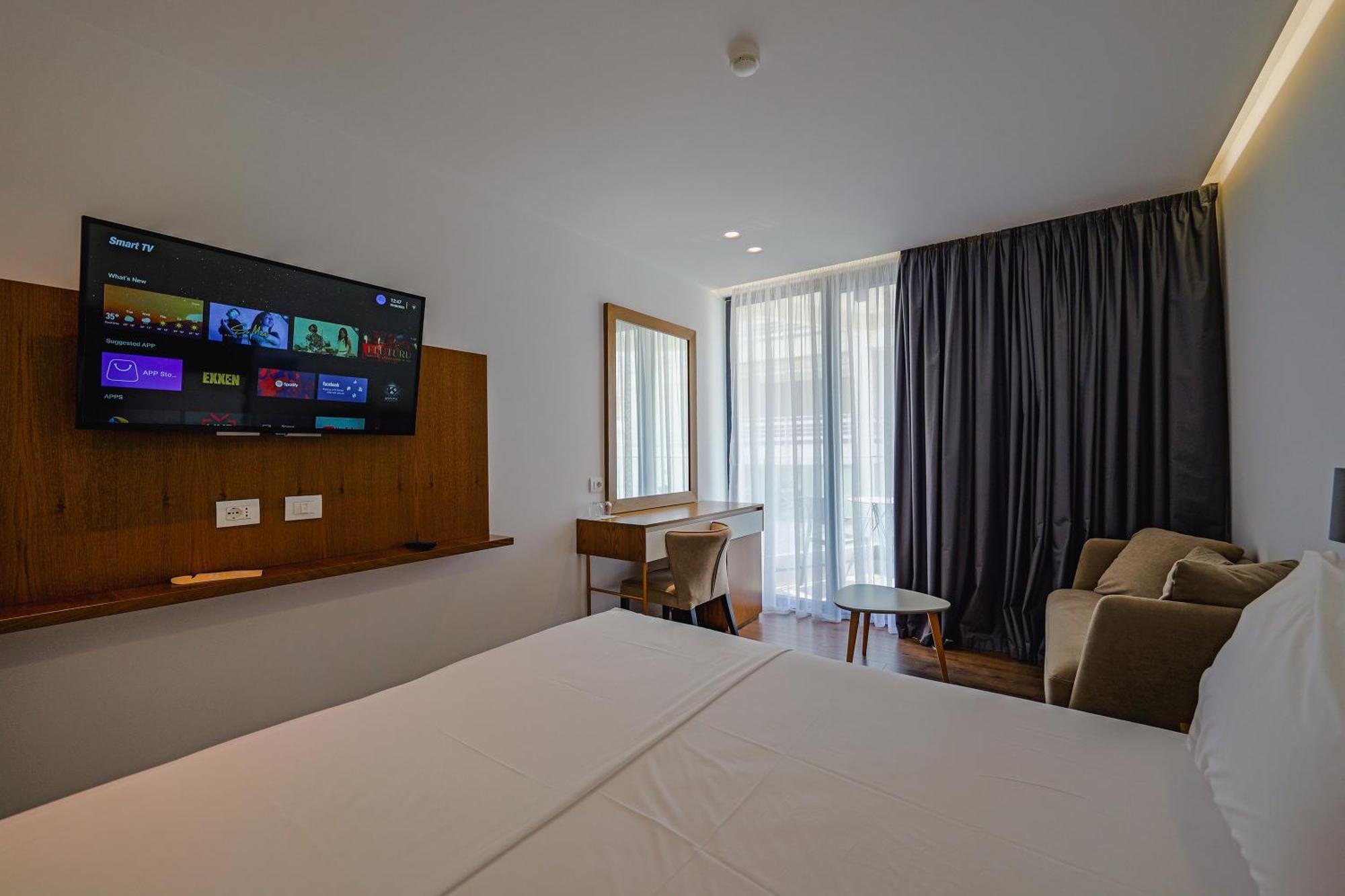 סרנדה Dorchester Hotel מראה חיצוני תמונה