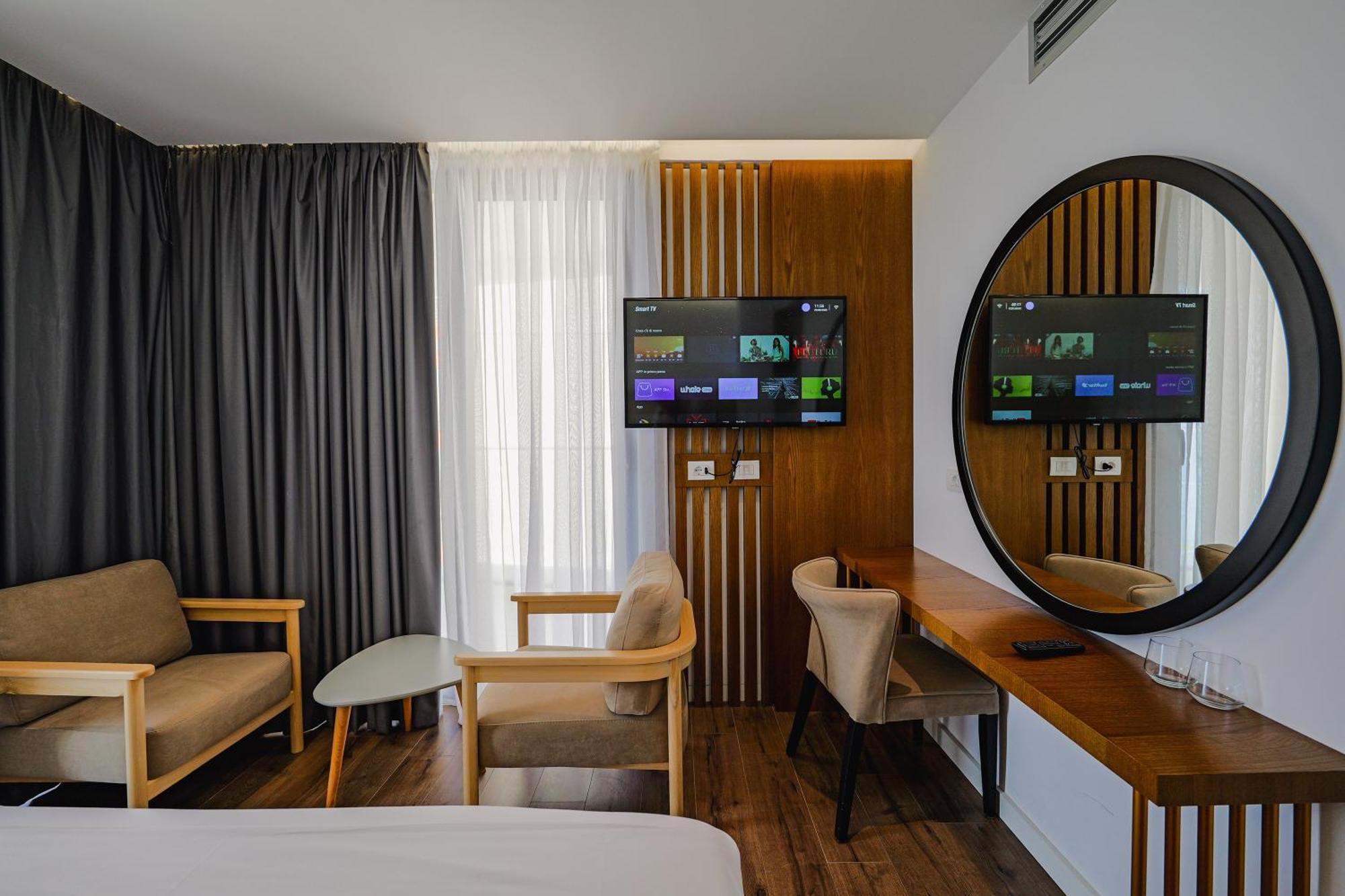 סרנדה Dorchester Hotel מראה חיצוני תמונה