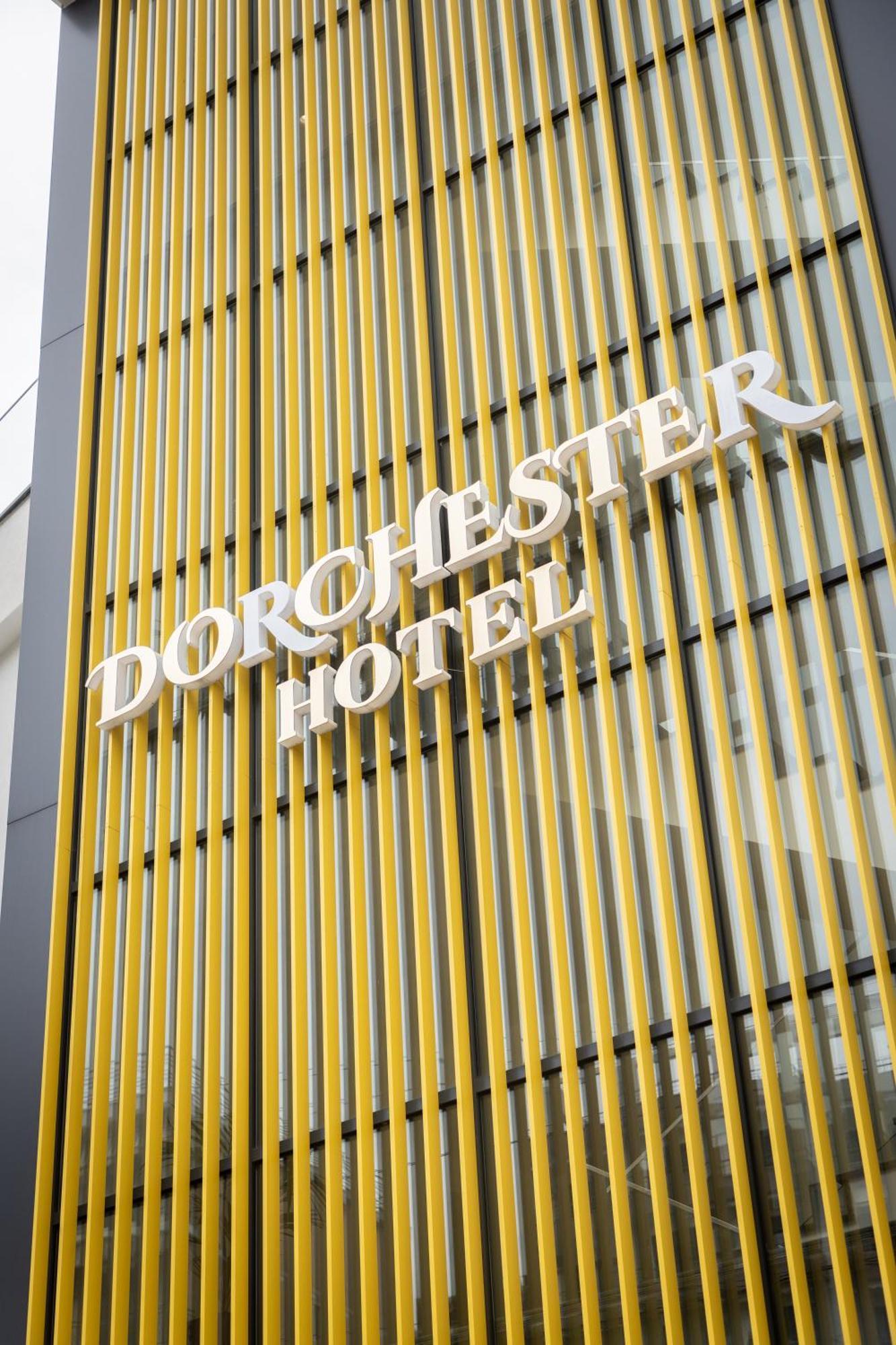סרנדה Dorchester Hotel מראה חיצוני תמונה