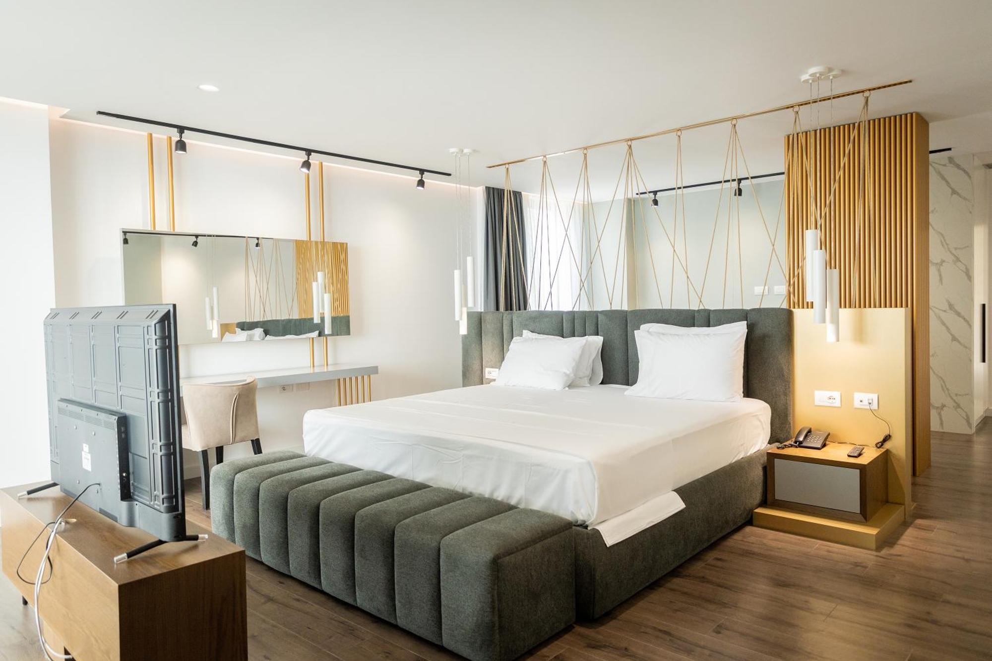 סרנדה Dorchester Hotel מראה חיצוני תמונה